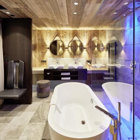 Wellness Suite Zimmer Innenarchitektur Österreich Tirol