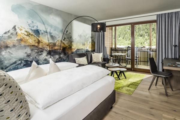 Suite Wellnesshotel Gourmet Innenarchitektur Tirol