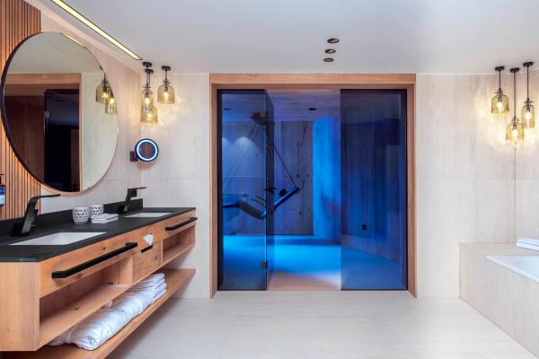 Wellness Hotel Design Familiensuite Innenarchitektur Tirol